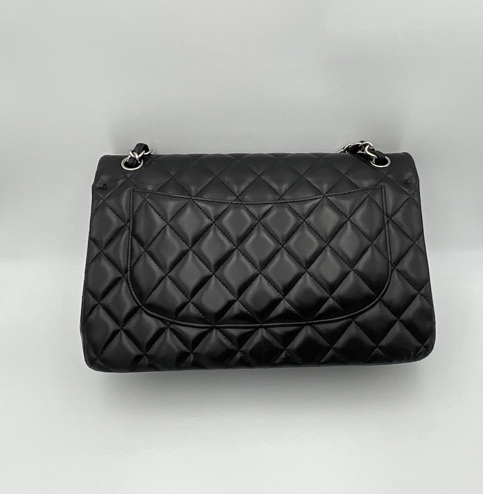 Chanel Timeless Classique Jumbo Handväska