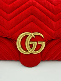 Gucci GG Marmont Handväska I Röd Sammet