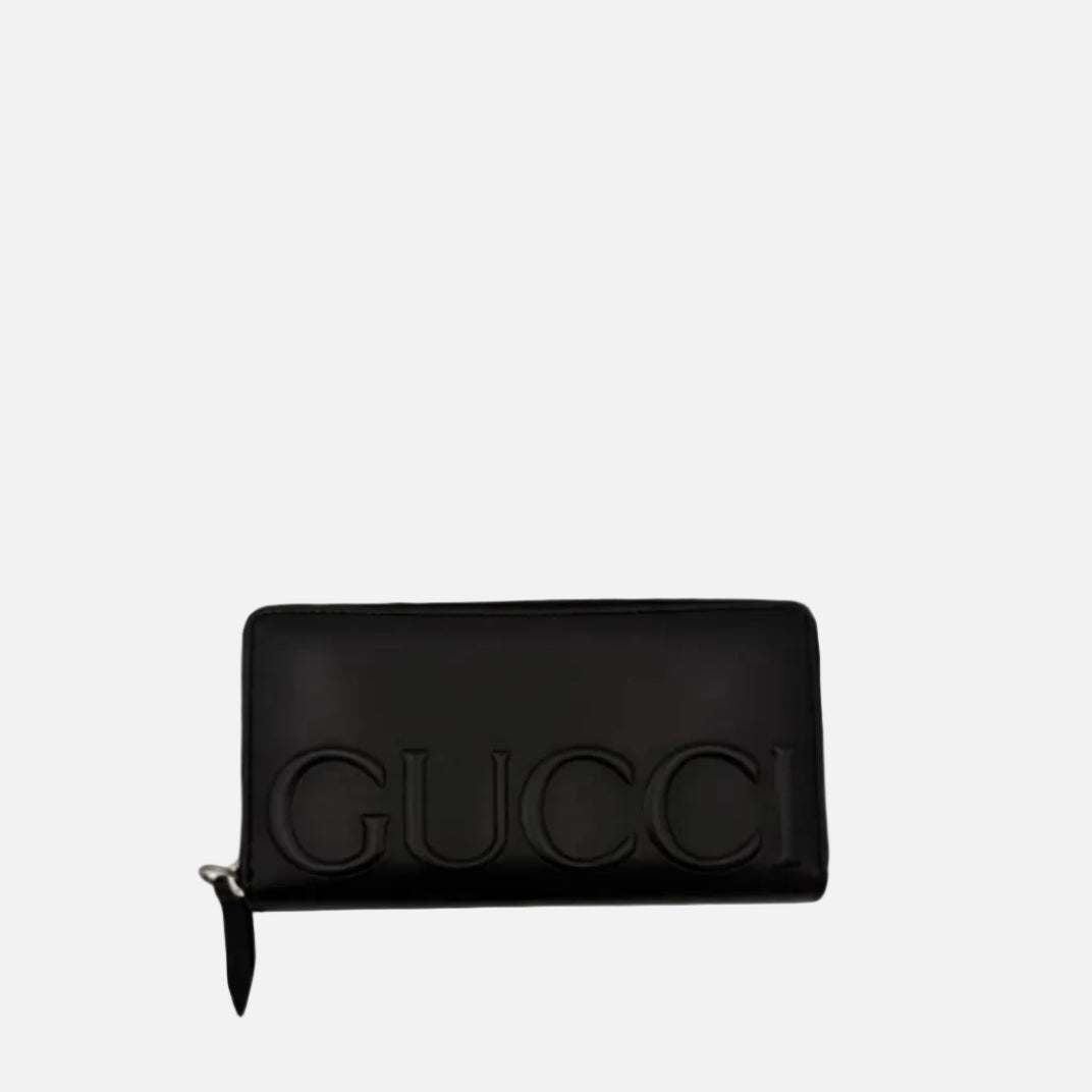 Gucci Svart Plånbok I Läder Med Dragkedja Och Präglad Logotyp