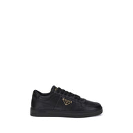 Prada Svarta Sneakers I Kalvläder Low Top