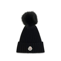 Moncler Svart Merinoullsmössa med Tofs