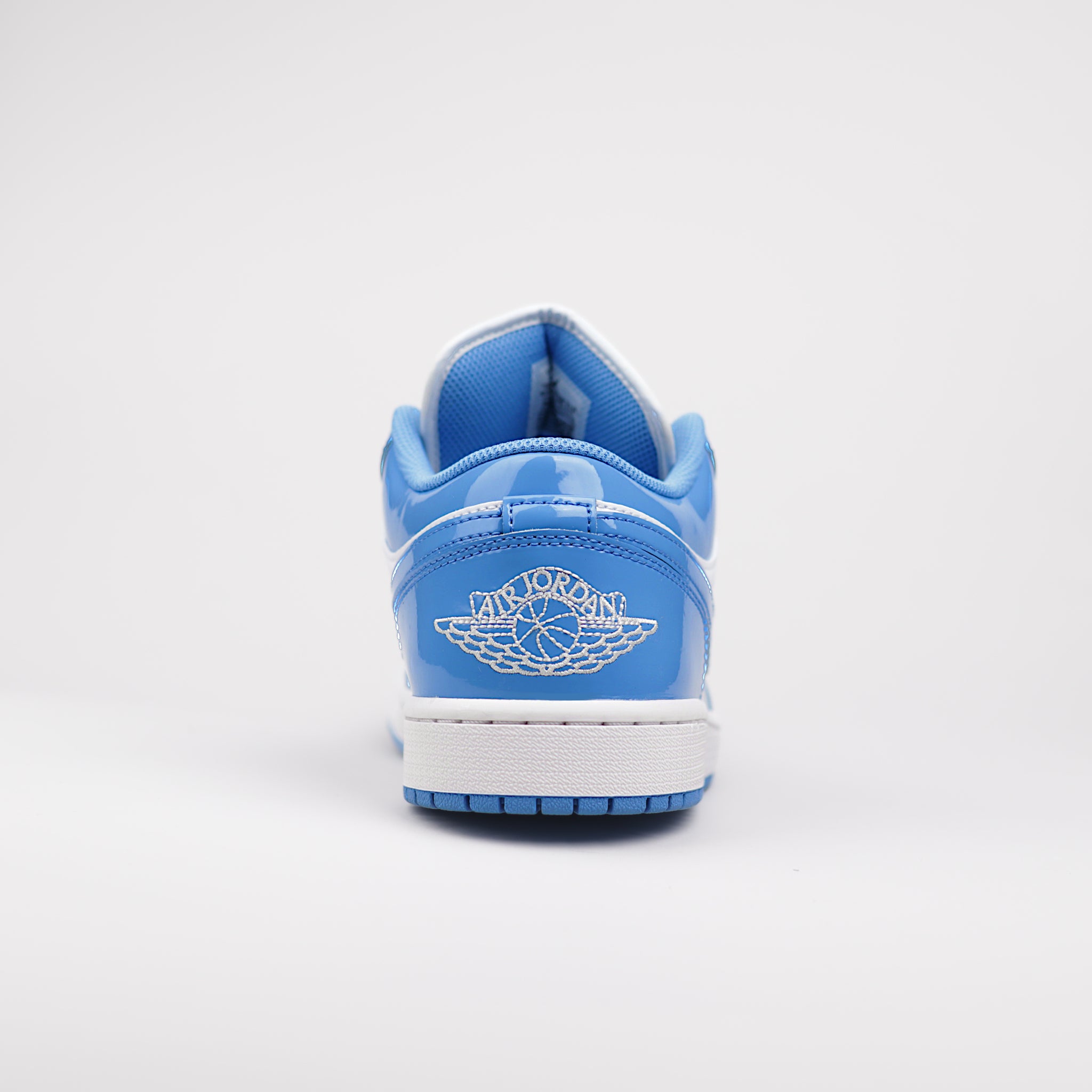 Jordan 1 Low SE White Legend Blue